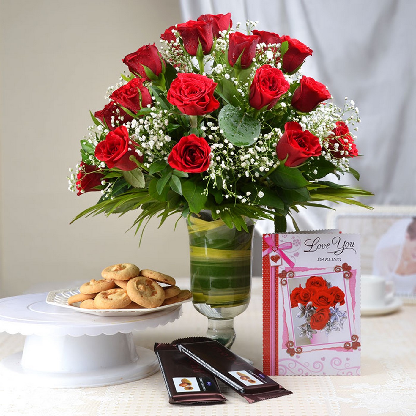 Valentines Day Gifts - Buy / Send Valentine's Day Gifts 2017 Online in